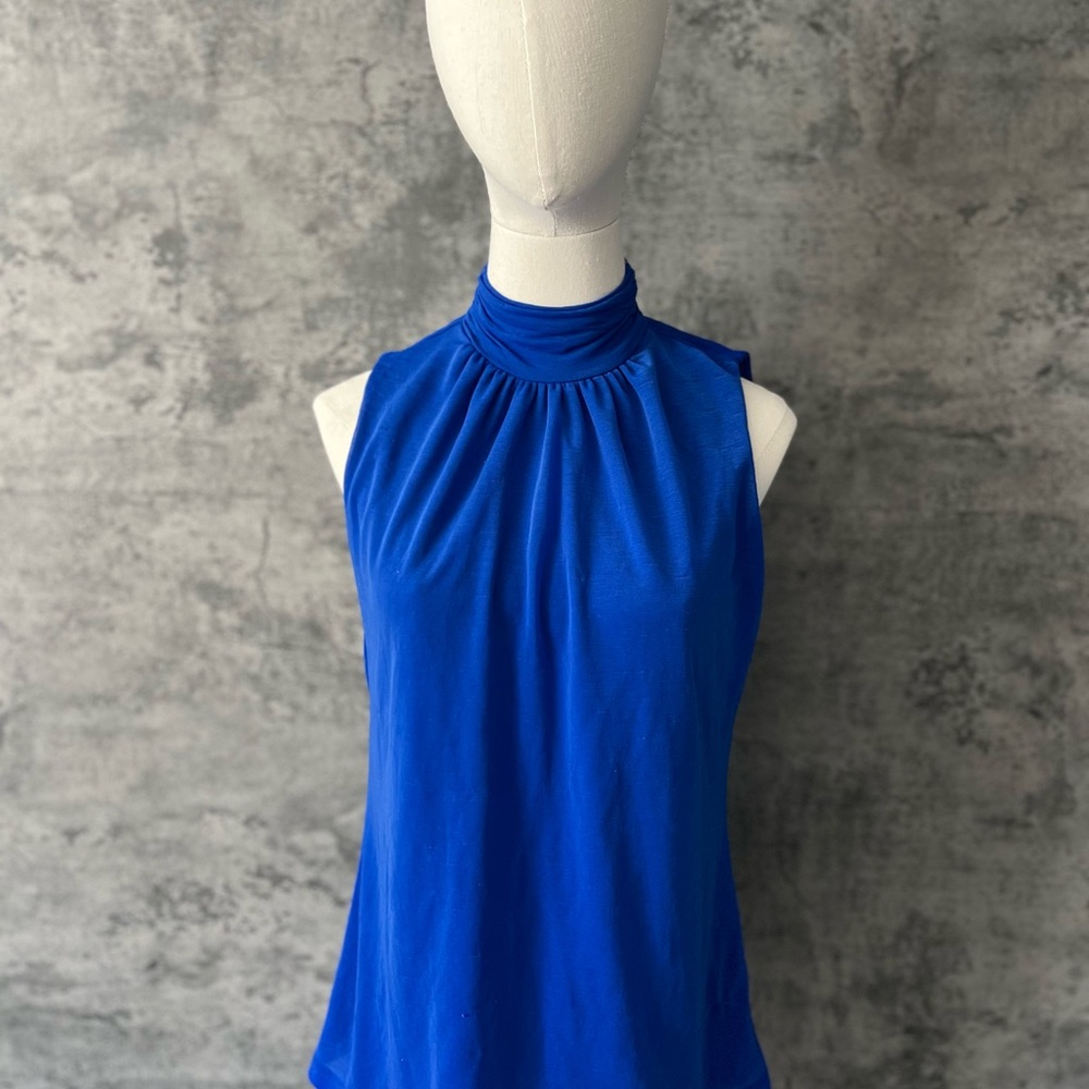Worthington Blue Tank Top with Vibrant Style